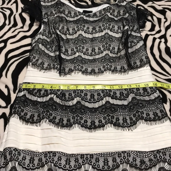 🌺Host Pick🌺 Melrose black and white dress - Picture 9 of 12